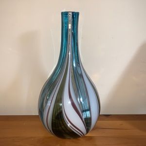 Decorative vase